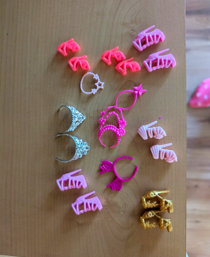 Puppenschmuck accessoires - &,
