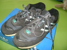 EU Größe 44 - adidas ZX 4000 Core Black