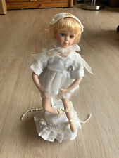 Tänzerin Spieluhr Für Elise Puppe Balletttänzerin music box doll weißes Kleid