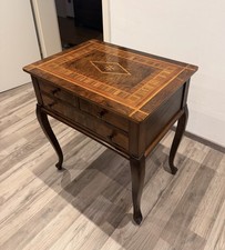 Stehtisch Biedermeierzeit