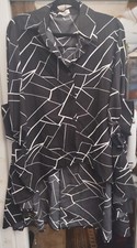 Bluse von Liege,Schwarz/weiß,L ca80cm,B ca80cm,Mischgewebe,Vorn kurz,Hinten Lang