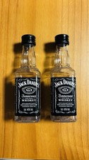 2x leere Jack Daniels Mini