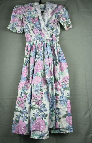 Lady carol petites new york - carol,
