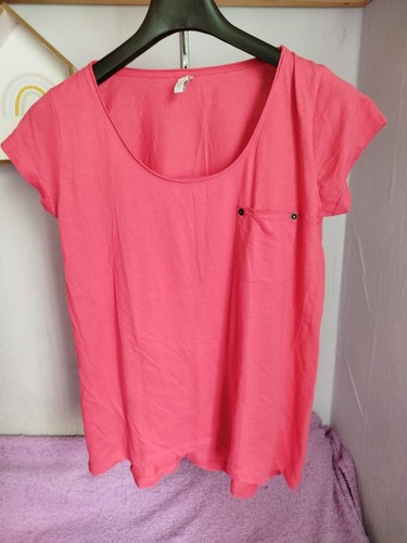 Tshirt mit brust - tshirt, rose
