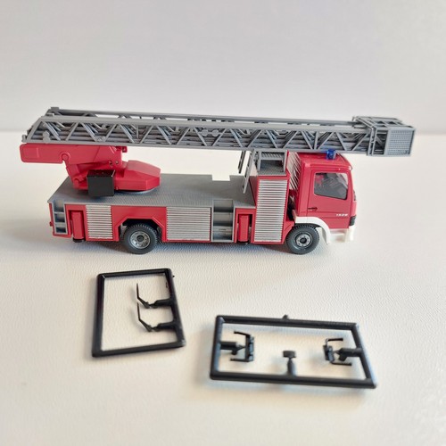Mes 771 wiking mercedes - mes-771 wiking, 1:87