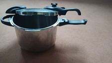 Schnellkochtopf mit