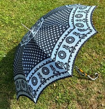 Alter Regenschirm Stockschirm mit blauem Muster vintage