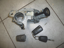 Schloßsatz mit 2 Schlüssel + Funkverbedienungen  Opel Zafira B (Lichtsilber)