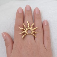 ✨ Goldener Sonnenring -