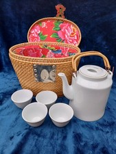 Picknickkorb Teekanne Tassen Set