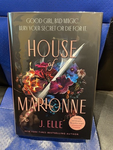 Hand signed elle house - signed, j