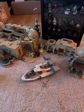 LEGO Star Wars: Mos Eisley Cantina (75290) Inkl. Minifiguren