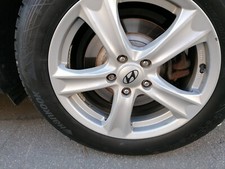 Für Hyundai Tucson 4 x Hankook Winterreifen 215 60 R17 auf 6,5 x 17" Alu Felgen 