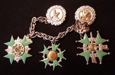 Schützensterne; Schützenkette, 1966/68, 835 Silber, emailliert, dekorativ;