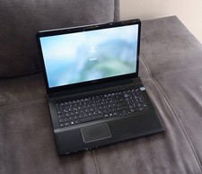 Sony VAIO  17.3"    Windows 11 / Core i5 / 512 GB SSD / 8 GB RAM