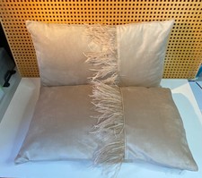 2er-Set / Deko-Kissen / DEPOT / Feather / ca 30 x 50 cm / gebraucht nur als DEKO