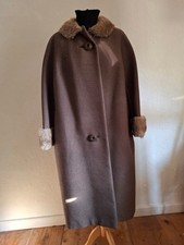 Maßgeschneiderter Pelzmantel