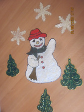 Window Color - Fensterbild  - Schneemann im Wald mit Schneeflocken