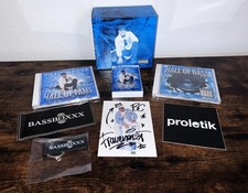 Frauenarzt hall fame box - hall,