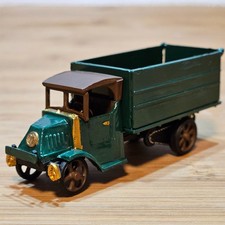 lledo days gone Modell Mach Bulldog Kipper 1:87