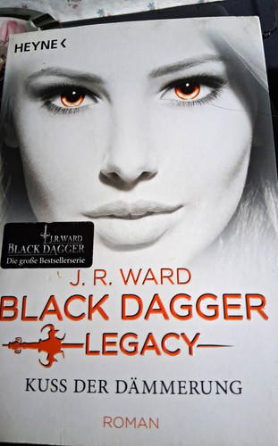 Ward black dagger - j.,