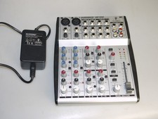 Behringer Eurorack UB1002 mit Netzteil