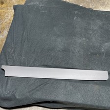 Dekorleiste rechts VW Passat 3C Leiste Armaturenbrett Blende silber 3C1857212AD 