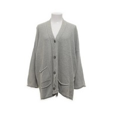 Gabi Lauton, Strickjacke