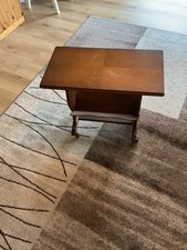 Zeitungsständer Beistelltisch