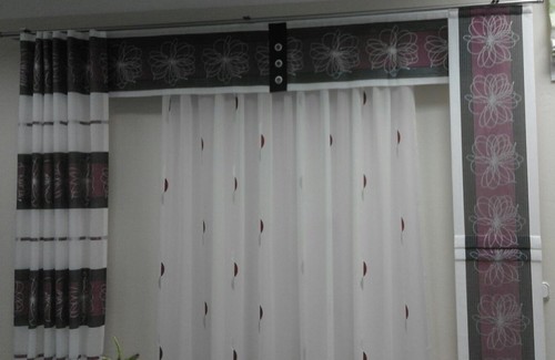 Musterfenster aus schal - musterfenster, 1