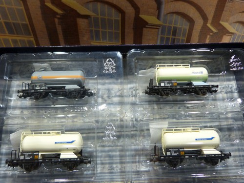 Vierteiliges kesselwagen set - vierteiliges, kesselwagen-set