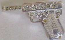 Pin's YSL YVES SAINT LAURENT