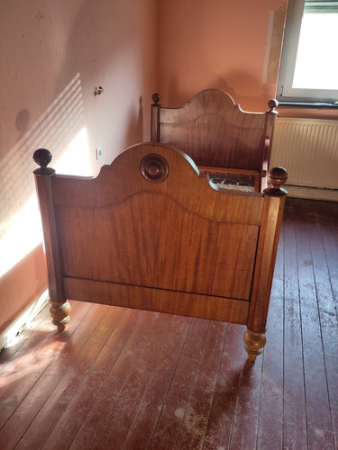 Einzelbett aus kirschbaumholz - einzelbett,