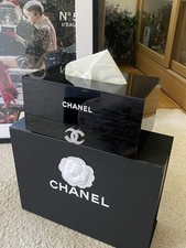 Chanel Acryl-Taschentuchbox