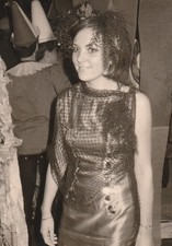 Vintage Foto Schöne junge Frau Mode Karneval Momentaufnahme 50/60er-4