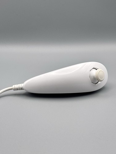 Nintendo wii nunchuck - nintendo,