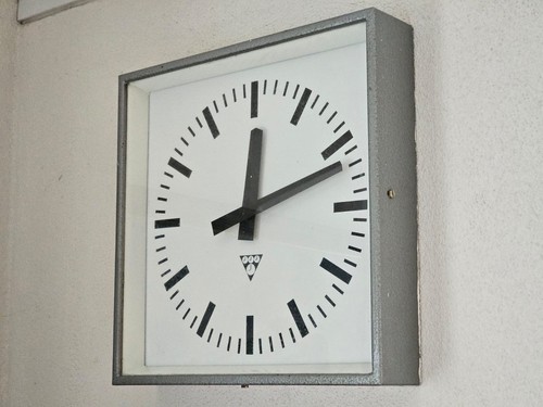 Bahnhofsuhr der hersteller - bahnhofsuhr,