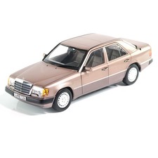1:18 Modellauto 230 E-Klasse