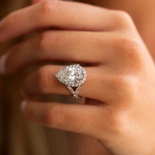 Lab Grown Pear Cut Diamond