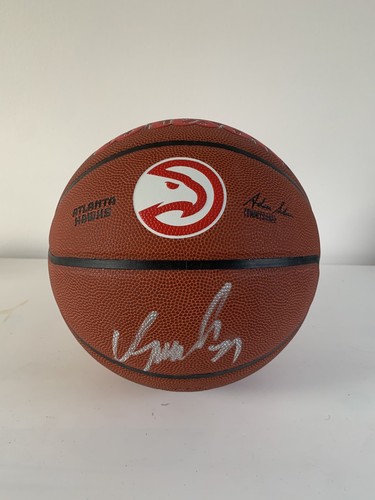 Dominique wilkins signed - dominique,