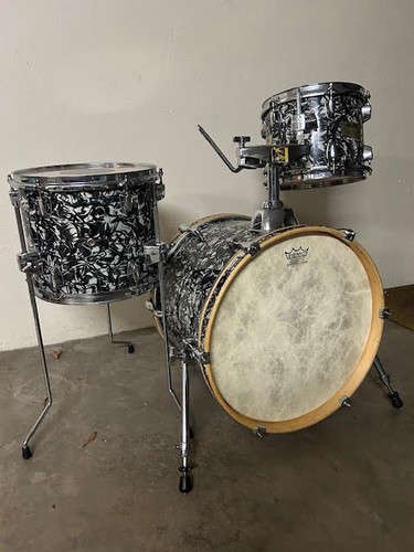 Mapex drumset 2nd hand - hand,