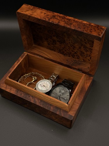 Thuya wood jewellery box - wood,