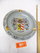 5951.     Alter Aschenbecher