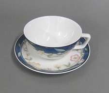 Teetasse mit tasse - mit, ut
