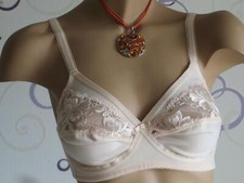 Triumph Modern Posy N BH ohne Bügel mit Spitze rose Gr 75B 80A NEU