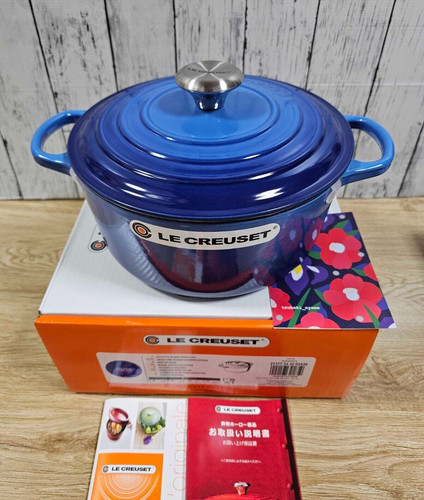 Creuset gusseisen signatur - le,