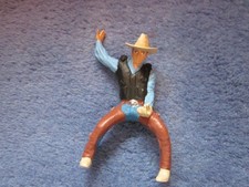 Schleich Saddle Bronc Riding Cowboy aus 41416	ab 3 Jahre