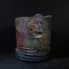 erstklassiger, archaischer Raku Holzbrand-Yunomi Becher