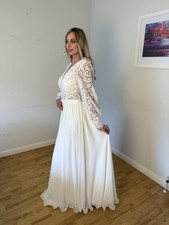 Nagelneues Brautkleid mit