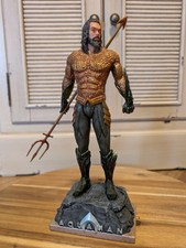 Aquaman Statue Collector's